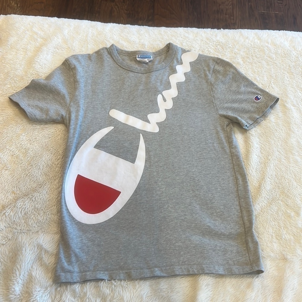 Men's Champion crew Neck T-shirt small